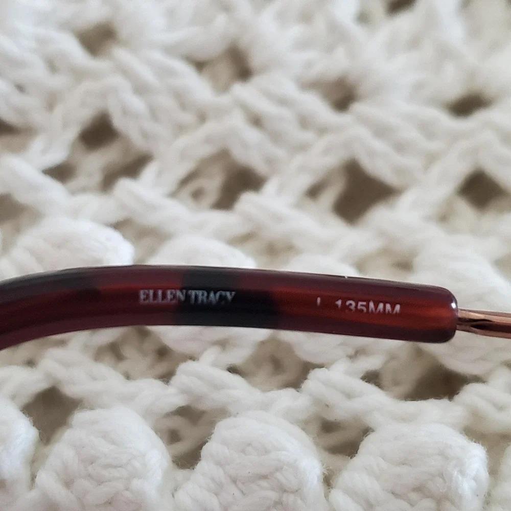Ellen Tracy‎ Edina Eyeglass Frames Womens 53-17-135 Wine Gold Square FRAMES ONLY